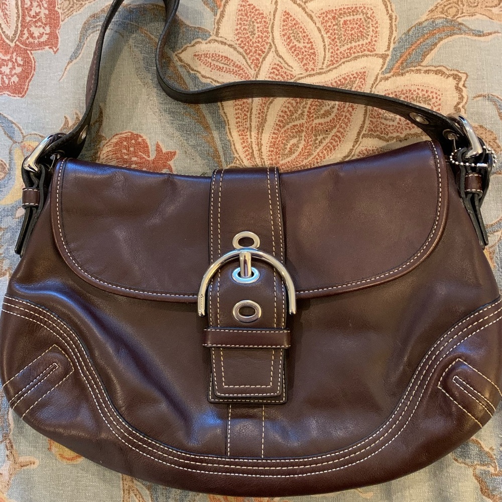 Classic Coach Shoulder Bag